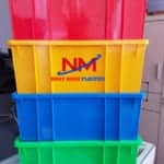 Thanh l&yacute; khay nhựa cũ đủ m&agrave;u sắc