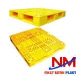 Pallet nhựa 2 mặt với những hoa văn tr&ecirc;n mặt gi&uacute;p tạo ma s&aacute;t rất tốt