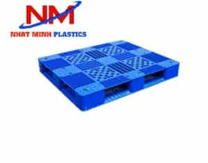Mua pallet nhựa 4 đường nâng 2 mặt chất lượng